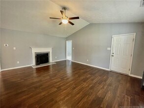115 Dolores Ct in Raeford, NC - Building Photo - Building Photo