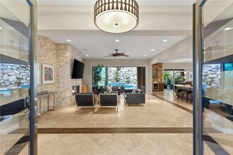 21 Grand Masters Dr in Las Vegas, NV - Building Photo - Building Photo