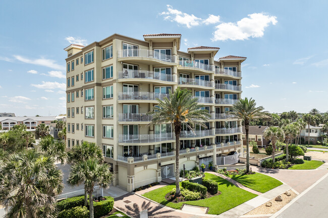 Beach Terraces in Jacksonville Beach, FL - Building Photo - Building Photo