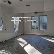 4811 26th Ave S in St. Petersburg, FL - Building Photo - Building Photo