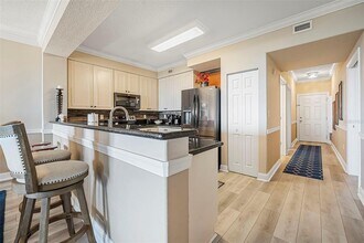 60 Surfview Dr in Palm Coast, FL - Building Photo - Building Photo