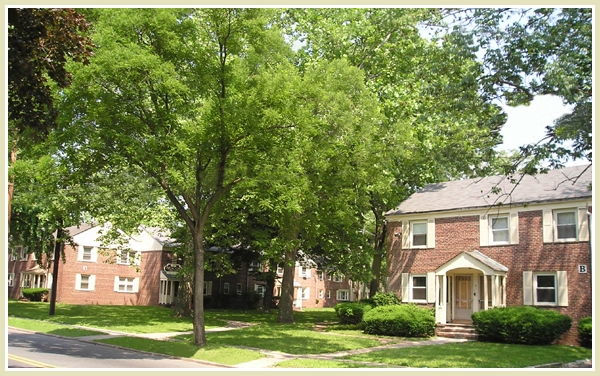 Netherwood Village Apartments in Plainfield, NJ - Foto de edificio - Building Photo