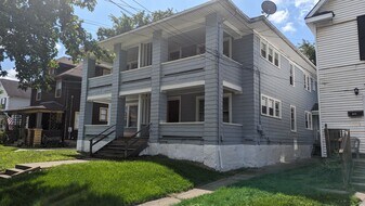 757 Erie St S in Massillon, OH - Building Photo