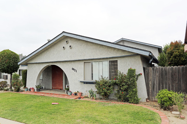 4021 Green Ave in Los Alamitos, CA - Building Photo - Building Photo