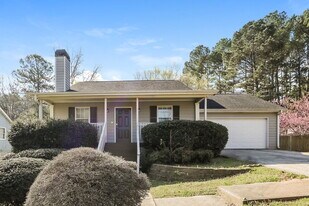 505 Horseshoe Cir in Stockbridge, GA - Building Photo