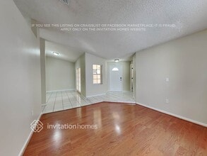 4711 SW 142nd Ct in Miami, FL - Foto de edificio - Building Photo