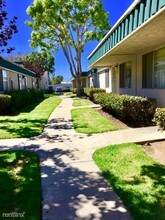 2355 Grove Ave in San Diego, CA - Building Photo - Building Photo