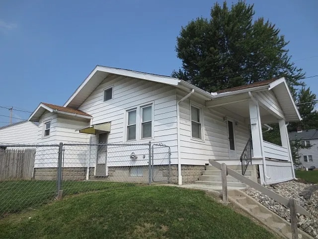 1415 Schilling Ave in Fort Wayne, IN - Foto de edificio - Building Photo