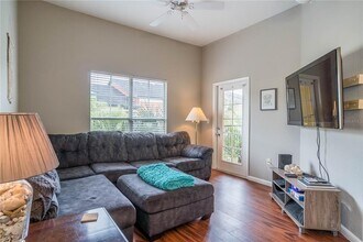 2440 W Horatio St, Unit 1030 in Tampa, FL - Building Photo - Building Photo