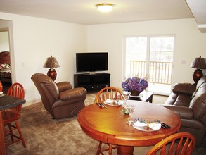 Stonybrook Apartments in Epping, NH - Foto de edificio - Interior Photo