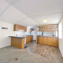 302 SC-302 in Pelion, SC - Foto de edificio - Building Photo