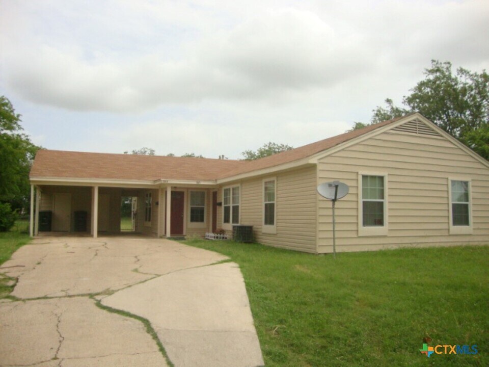 1813 Fairview Dr in Killeen, TX - Building Photo