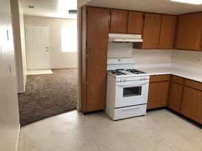 349 E Hamilton Ave in El Centro, CA - Building Photo - Building Photo