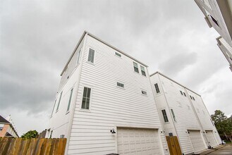 3712 Link Valley Dr. in Houston, TX - Building Photo - Building Photo