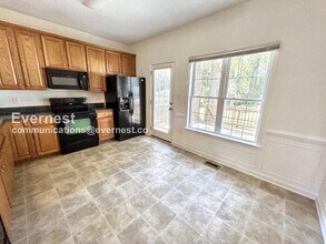 6700 W Davista Ave in Richmond, VA - Building Photo - Building Photo