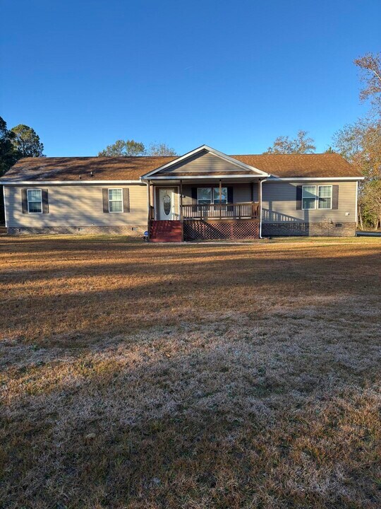 205 Joy Rd in Camden, SC - Building Photo