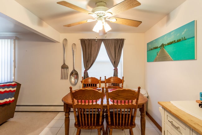 Willow Ridge Court