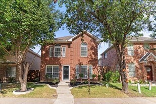 9435 Blue Jay Way in Irving, TX - Building Photo