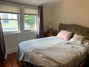 21 Clark Rd, Unit 2 in Brookline, MA - Building Photo - Building Photo