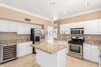 13566 N 93rd Pl in Scottsdale, AZ - Building Photo - Building Photo