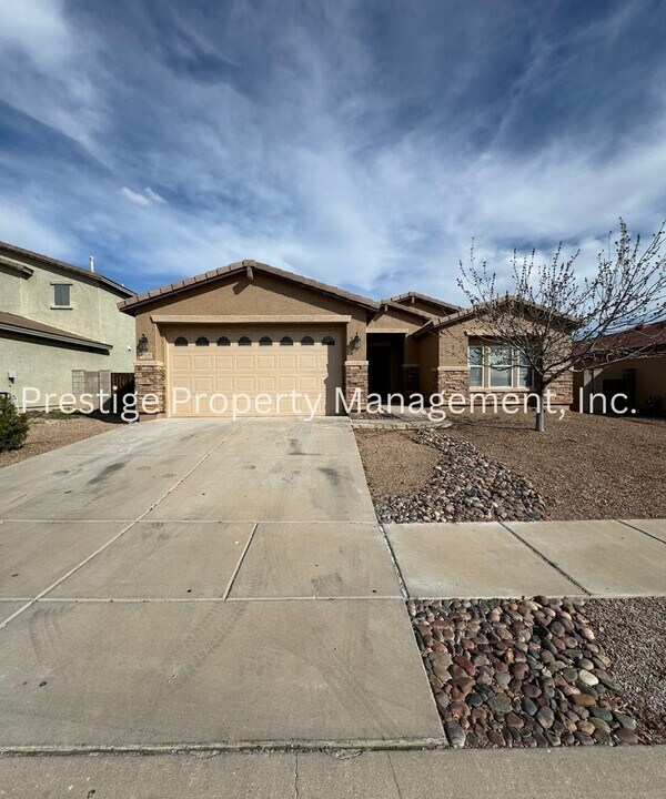 9478 N Sammy Ave in Tucson, AZ - Building Photo