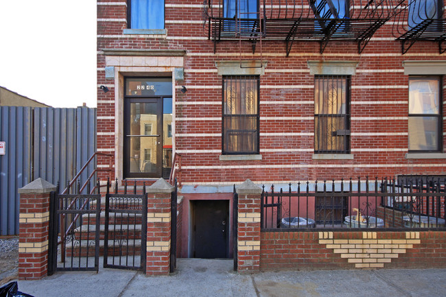 2240 Pacific St in Brooklyn, NY - Building Photo - Building Photo