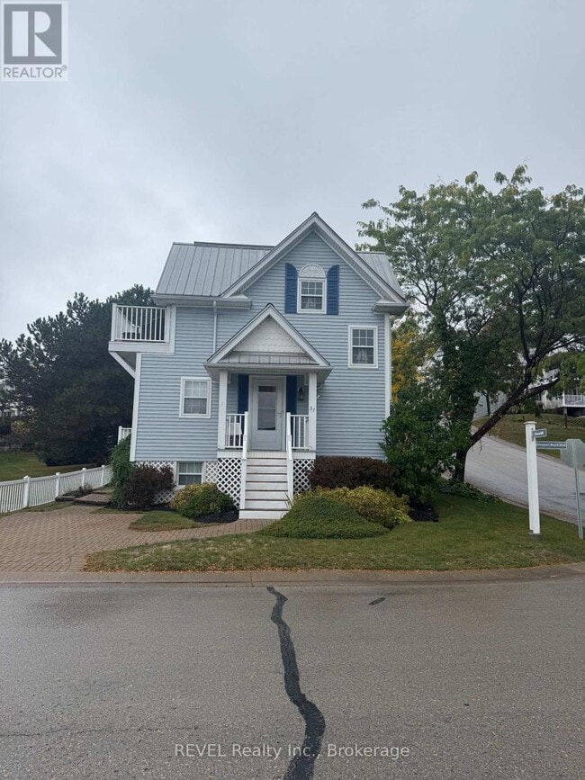 37 Newport Beach Blvd in Fort Erie, ON - Building Photo - Building Photo