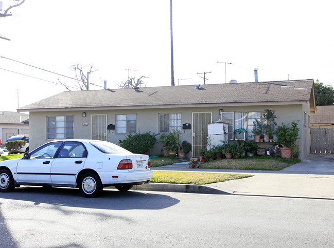 294-296 S Oak St in Orange, CA - Building Photo - Building Photo