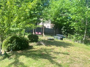 3816 Chamblee Dunwoody Rd in Atlanta, GA - Building Photo - Building Photo