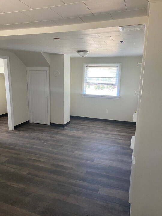 171-181 1st St in White Swan, WA - Building Photo