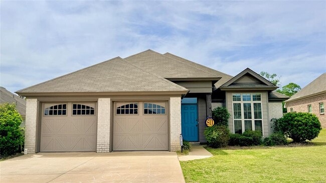 9196 Cres Lodge Cir in Pike Road, AL - Building Photo - Building Photo