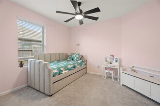 2202 Glenlloyd Ter Rd in League City, TX - Building Photo - Building Photo
