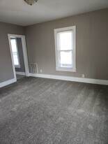 506 Church St in St. Joseph, MI - Building Photo