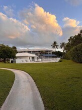 3507 Village Blvd in West Palm Beach, FL - Building Photo - Building Photo