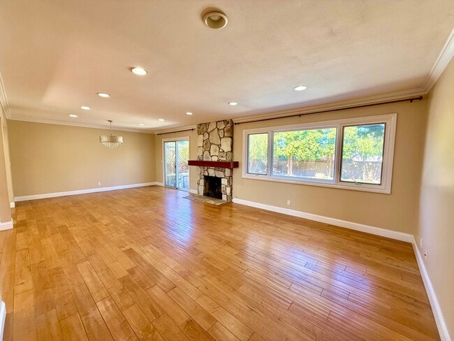 3401 W 229th Pl in Torrance, CA - Building Photo - Building Photo