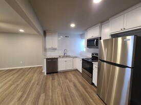 2211 N Classen Blvd, Unit 1 in Oklahoma City, OK - Building Photo