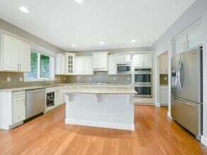 3232 170th Pl SE in Bothell, WA - Building Photo - Building Photo