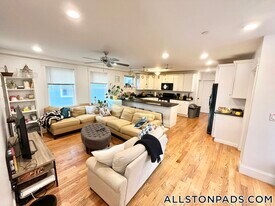 12 Fern St in Boston, MA - Building Photo