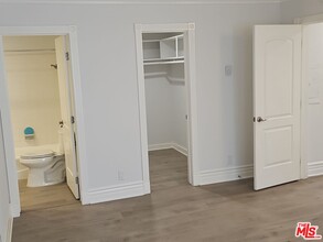 827 2nd St in Santa Monica, CA - Building Photo - Building Photo