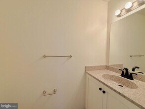 6160 Majors Ln in Columbia, MD - Building Photo - Building Photo