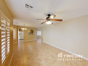 1446 Lodgepole Dr in Henderson, NV - Building Photo - Building Photo