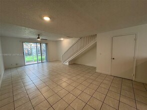 1503 Veracruz Ln in Weston, FL - Building Photo - Building Photo