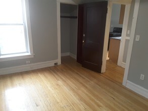 3213 W Warren Blvd-Unit -3rd in Chicago, IL - Building Photo - Building Photo