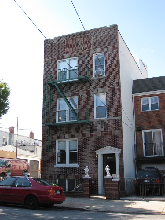 2120 21st Ave in Astoria, NY - Building Photo