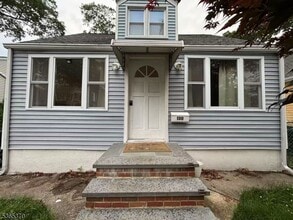 130 Lawrence Rd in Parsippany Troy Hills, NJ - Building Photo - Building Photo