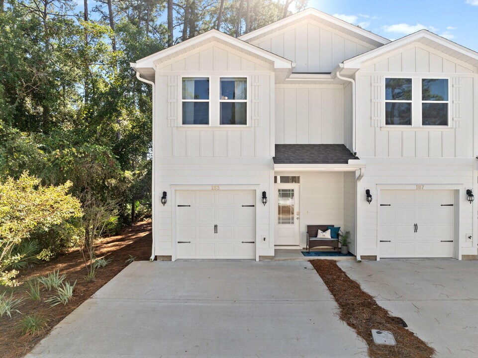 183 Sandhill Pines Dr in Santa Rosa Beach, FL - Building Photo