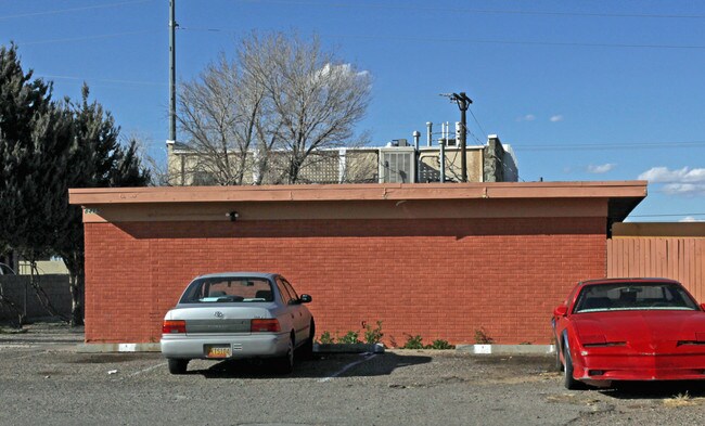 8419 Decatur Ave SE in Albuquerque, NM - Building Photo - Building Photo