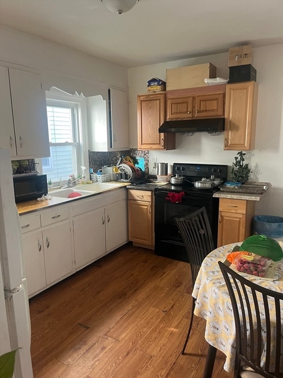 property at 33 Fairmont St