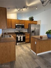 652 E Sole Addiction Ave in Las Vegas, NV - Building Photo - Building Photo