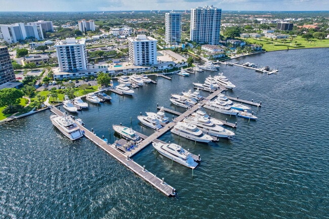 property at 134 Lakeshore Dr